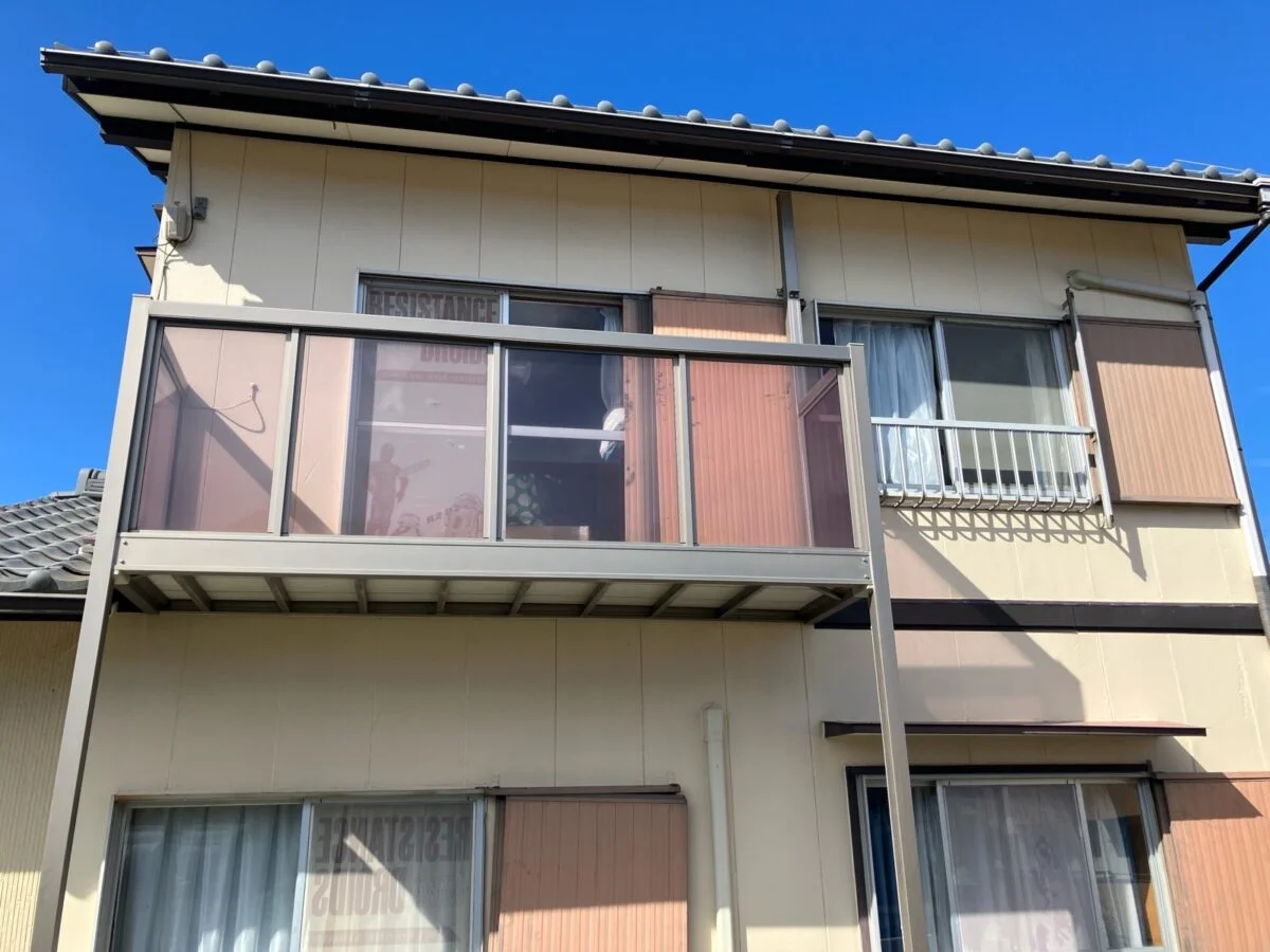 無垢材の魅力を活かした、温もりあふれる増築リフォーム